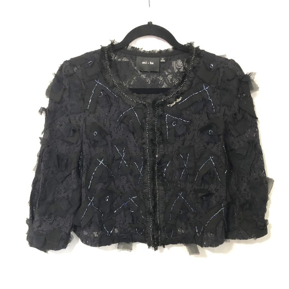mi - tu black cropped lace jacket - Picture 2 of 8